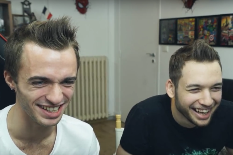 Est Ce Que Squeezie Est En Couple VIDÉO - Squeezie rend dingue Mickalow
