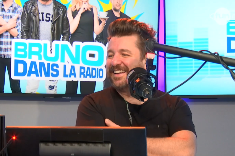 Les Petits Secrets De L'équipe Du Soir VIDÉO - "Bruno dans la Radio" : les petits secrets de l'équipe