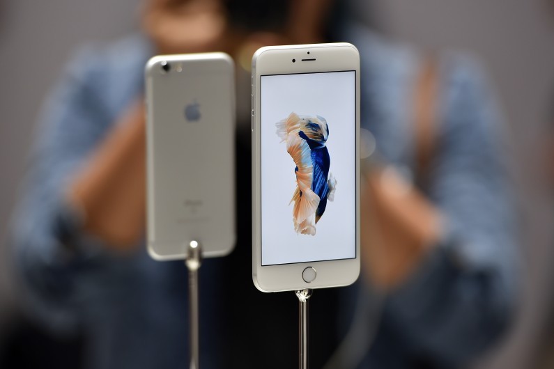 Iphone 6s Iphone 6s Plus Prix En France Date De Sortie Et Nouveautes Des Nouveaux Smartphones Apple Iphone 6s Iphone 6s Plus Prix En France Date De Sortie Et Nouveautes Des Nouveaux Smartphones Apple