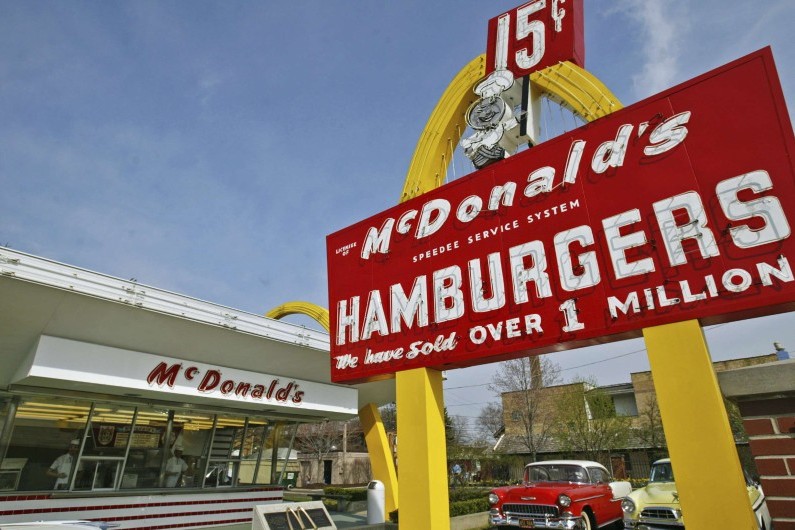 Histoire De Mcdonald Film McDonald's : bientôt un film sur l'histoire du "Fondateur" de la franchise