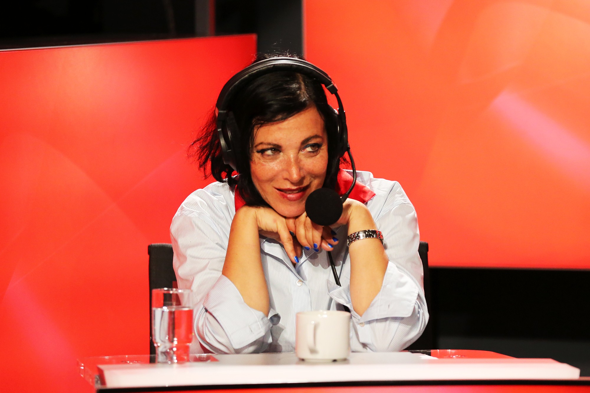 VIDÉO Marcela Iacub de retour dans "Les Grosses Têtes"