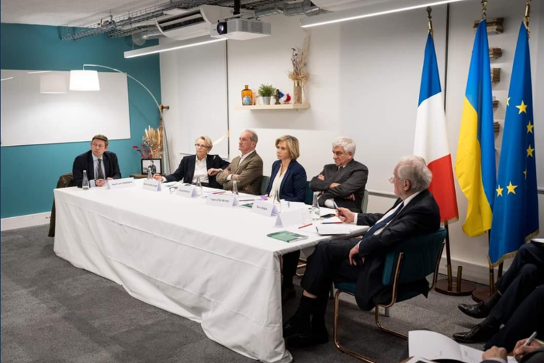 https://images.rtl.fr/~c/1155v769/rtl/www/1493572-conseil-strategique-et-de-defense-de-valerie-pecresse-lundi-28-fevrier-2022.png
