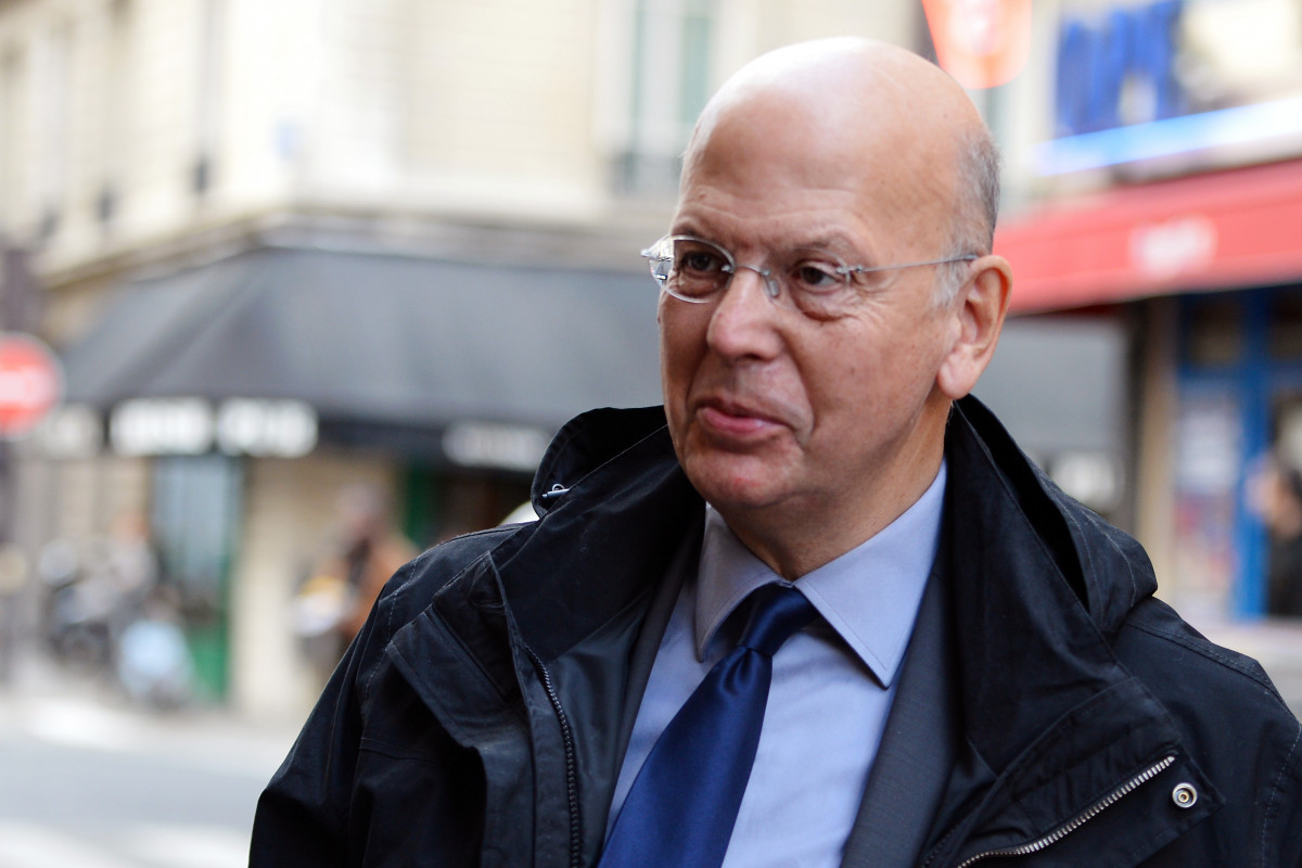 Patrick Buisson : le leg des archives personnelles de l'ex-conseiller de Nicolas Sarkozy bloqué par la préfète de la Mayenne