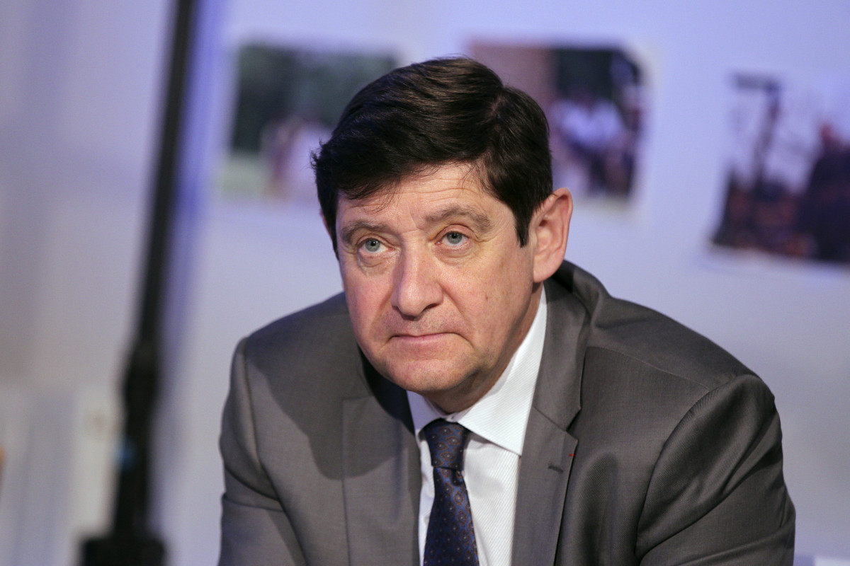 https://images.rtl.fr/~c/1200v800/rtl/www/1139367-patrick-kanner-le-ministre-de-la-ville-de-la-jeunesse-et-des-sports.jpg