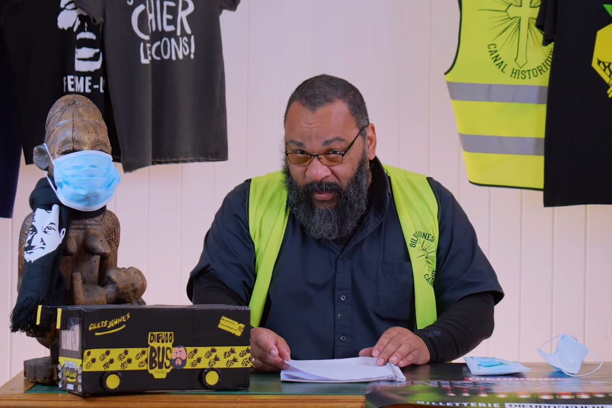 Coronavirus : Dieudonné promeut un très nébuleux et lucratif commerce de  masques