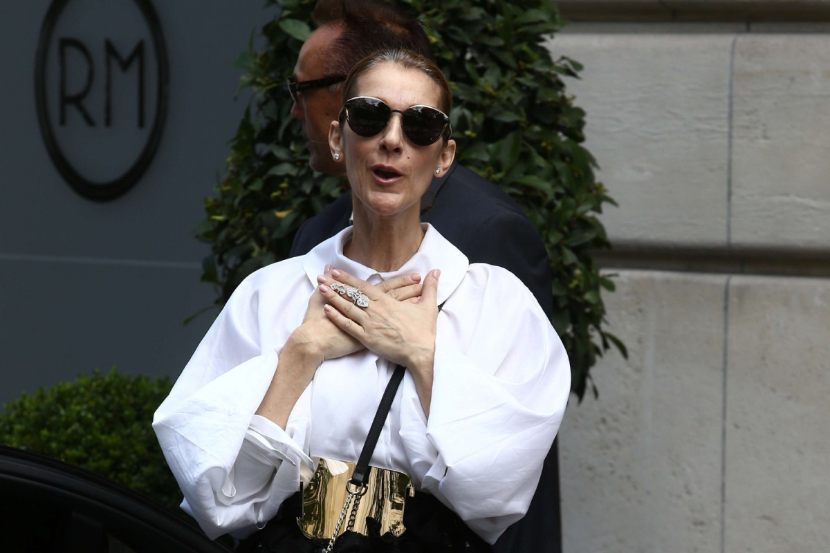 celine dion cigarette does smoke cigarettes Celine Dion Pre Owned CD Your Choice Cline Dion biopic - Singer