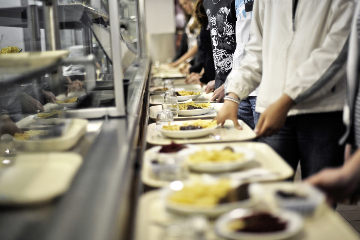 Coronavirus Comment Vont S Organiser Les Cantines Scolaires