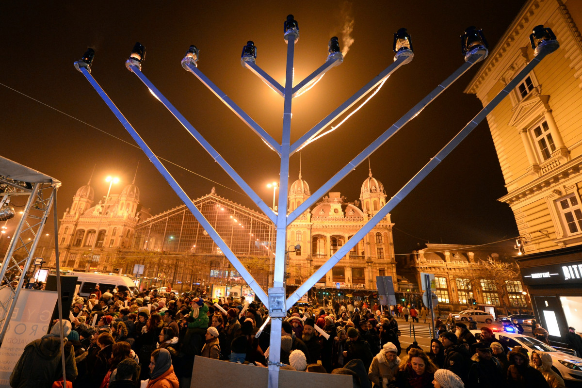 Sweatshirt Team Hanoukka – Festival Des Lumières Juif, Design Avec Menorah Et Dreidel, Cadeau Pour Homme Femme Enfant