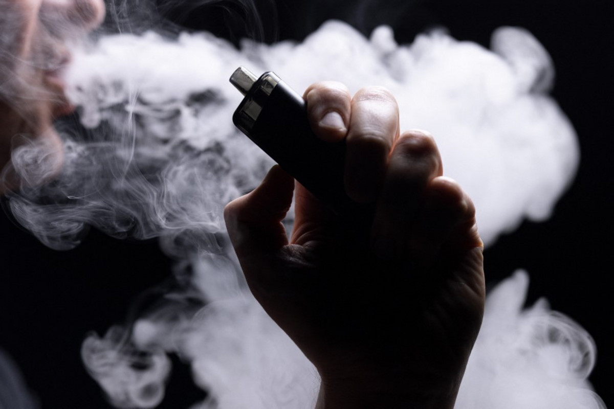 La cigarette électronique est-elle vraiment sans risque ? Les effets de la  vapoteuse sur la santé