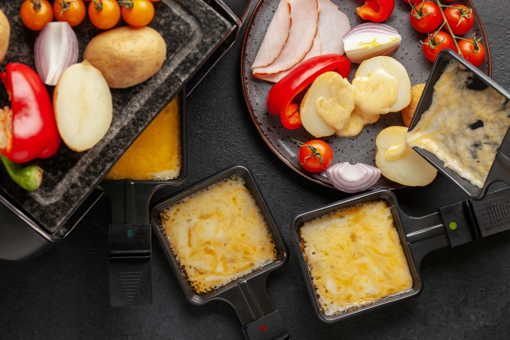 Raclette 3 En 1 Tefal Colormania - Grill, Crêpe Et Raclette (8 Coupelles, 1050 W, Bleu Acier)