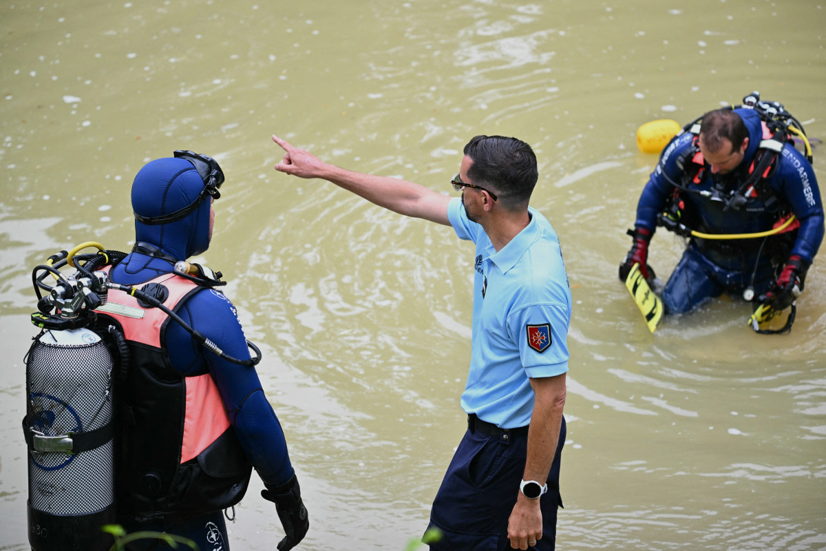 Images choc : des plongeurs de la gendarmerie fouillent la rivière dans le Gers pour retrouver Lyhanna !