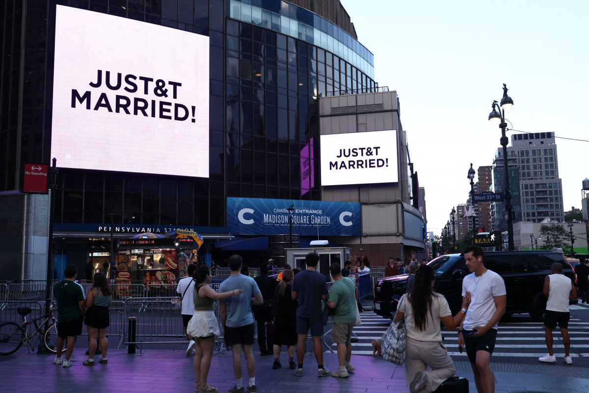 "JusT&T Married!" : Taylor Swift et Travis Kelce se sont mariés à New York