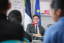Gabriel Attal, en visite dans une école de Saint-Denis, a été interviewé par RTL et Ouest France.
