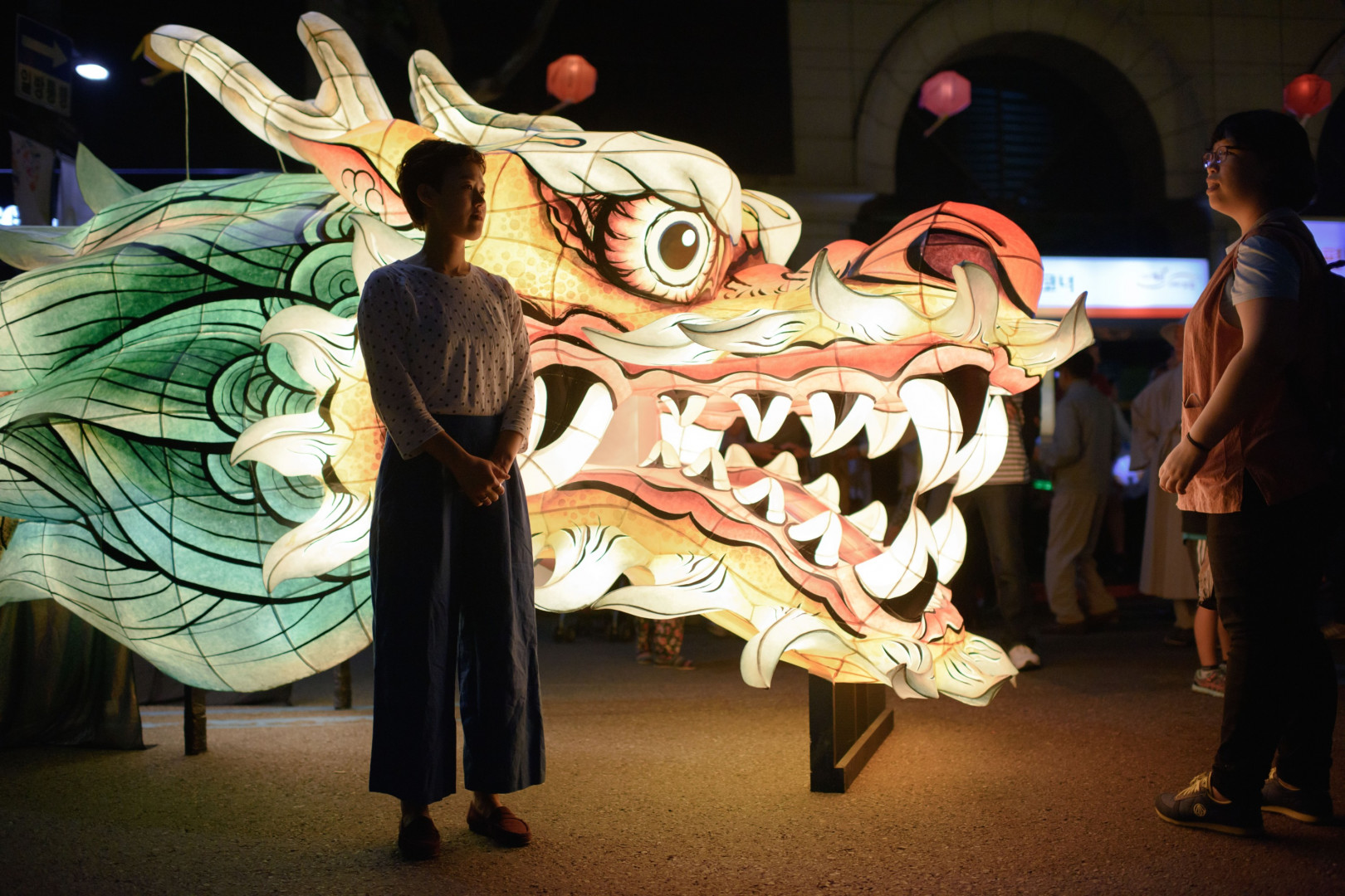 Coree Du Sud Les Images Colorees De L Anniversaire De Bouddha