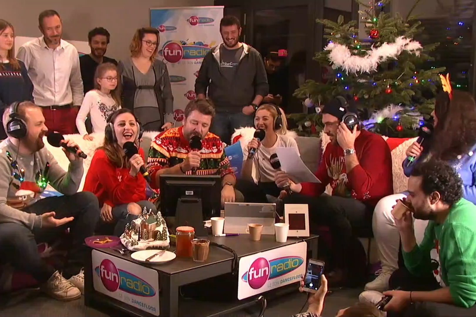 On F te No l Depuis Chez Une Auditrice De Fun Radio Tours