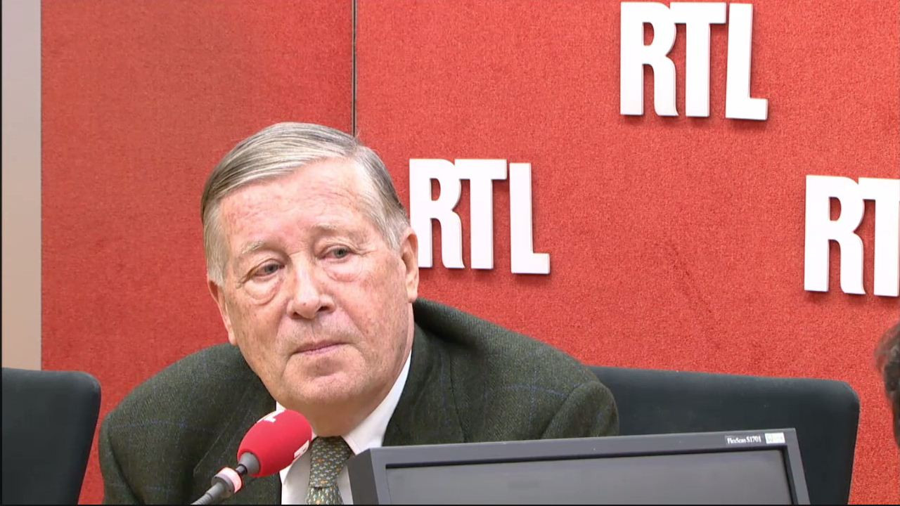 Pacte de responsabilité "Tout le monde est divisé", dit Alain Duhamel