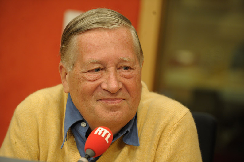 Alain Duhamel "On reproche beaucoup de choses à Emmanuel Macron à tort"