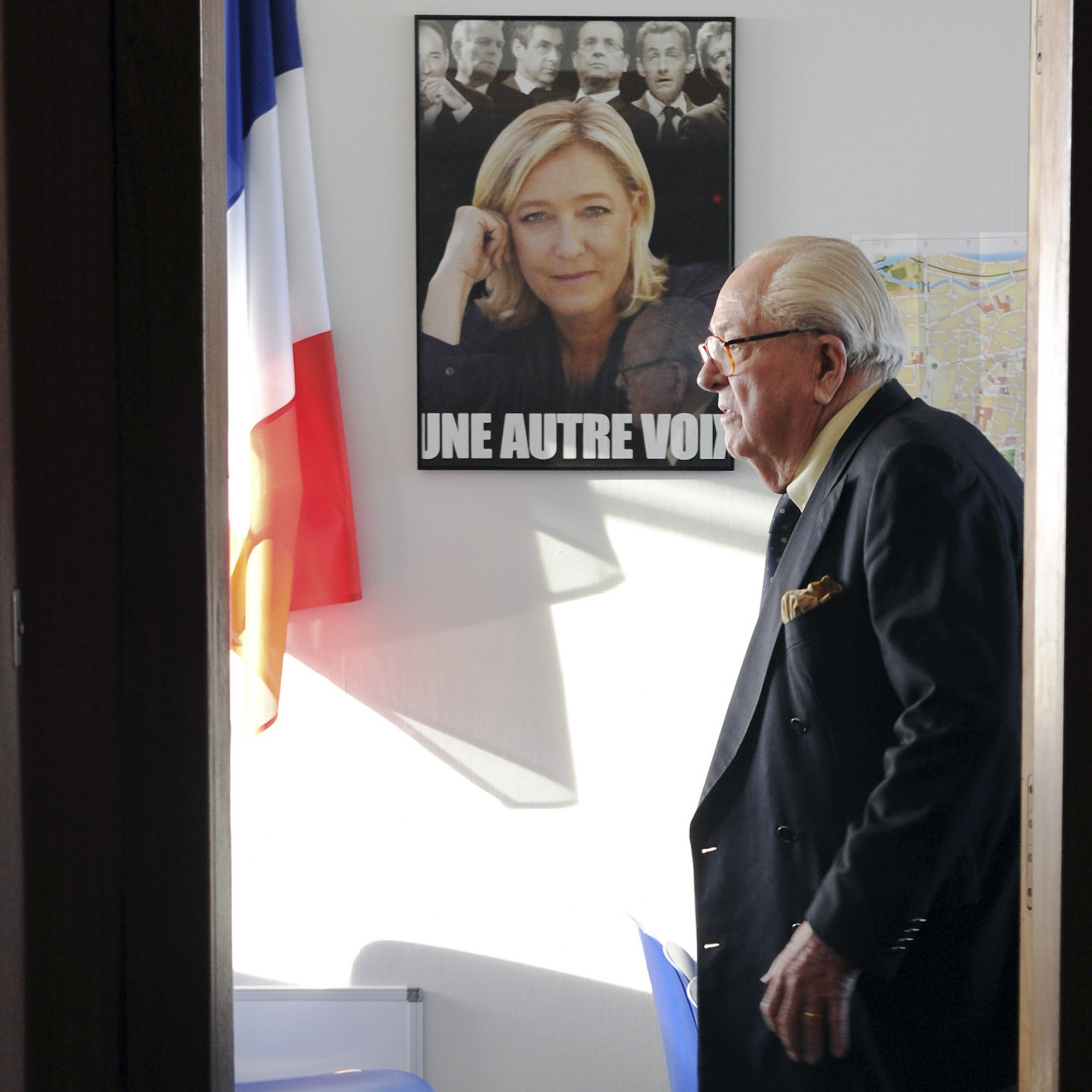 JeanMarie Le Pen répond à Marine à propos de la "fournée"