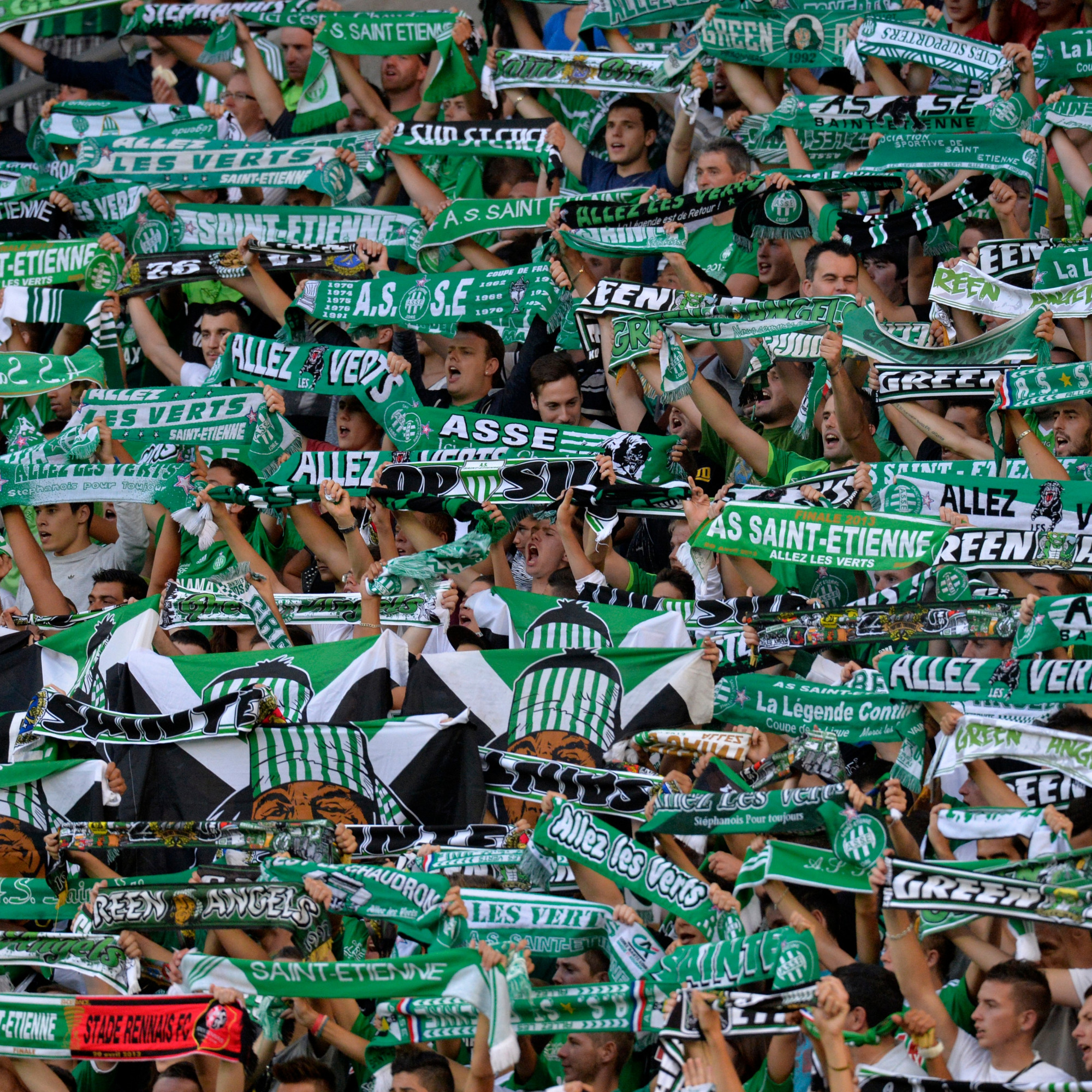 Fanion ASSE Saint-Etienne - Hommage à Rachid Mekhloufi, Made In France