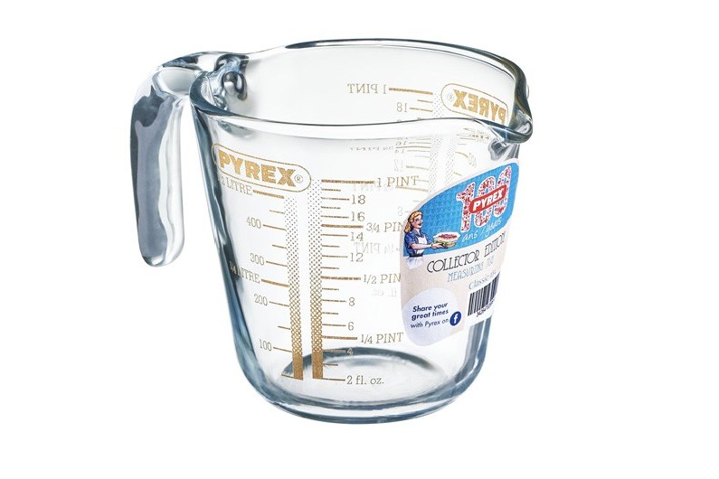 Pyrex, mythique fabriquant de verre made in France, célèbre ses 100 ans