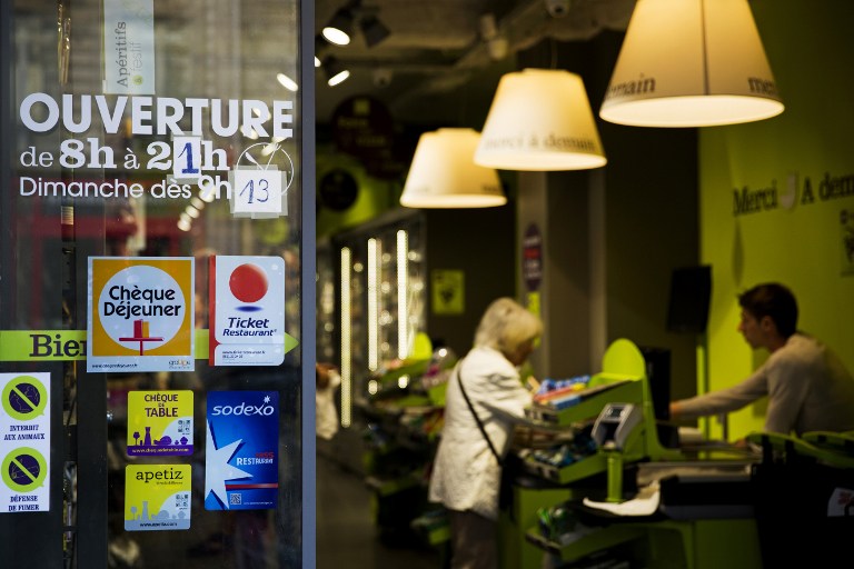 Travail Dominical Dans Les Grands Magasins La CFDT Refuse Son Tour 