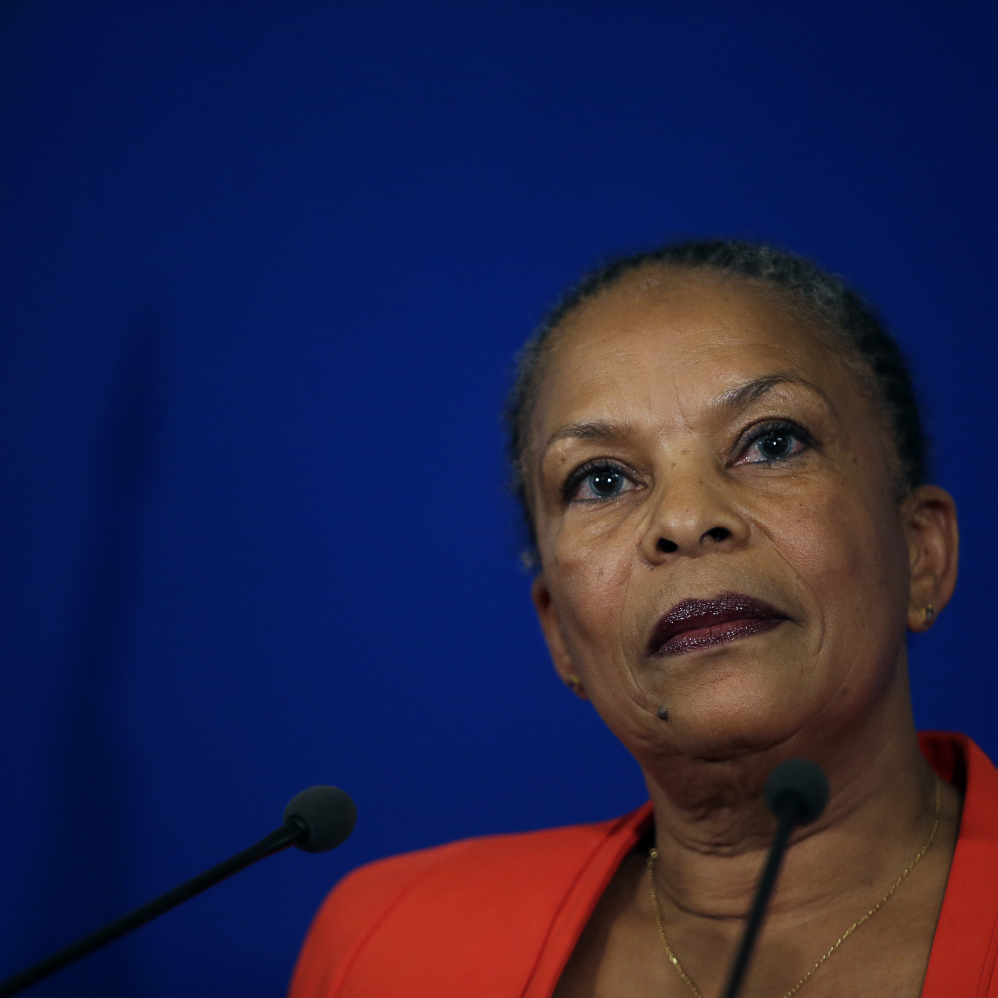 Christiane Taubira Publie Le Livre Nous Habitons La Terre