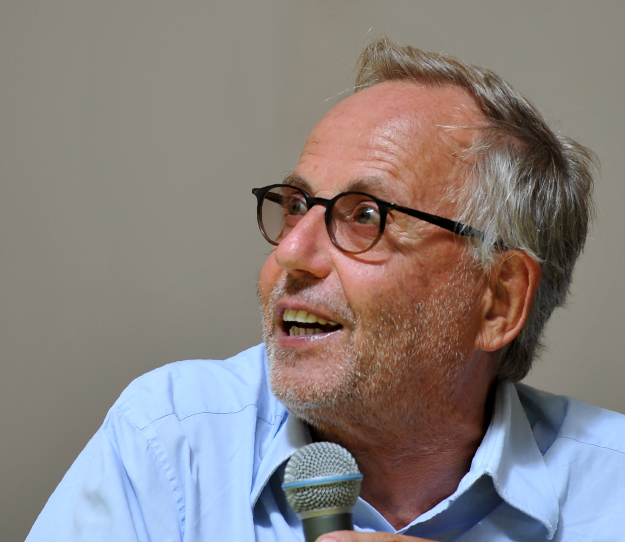 Fabrice Luchini Spectacle La Fontaine Et Le Confinement Fabrice Luchini : "Jean de La Fontaine illumine la réalité"