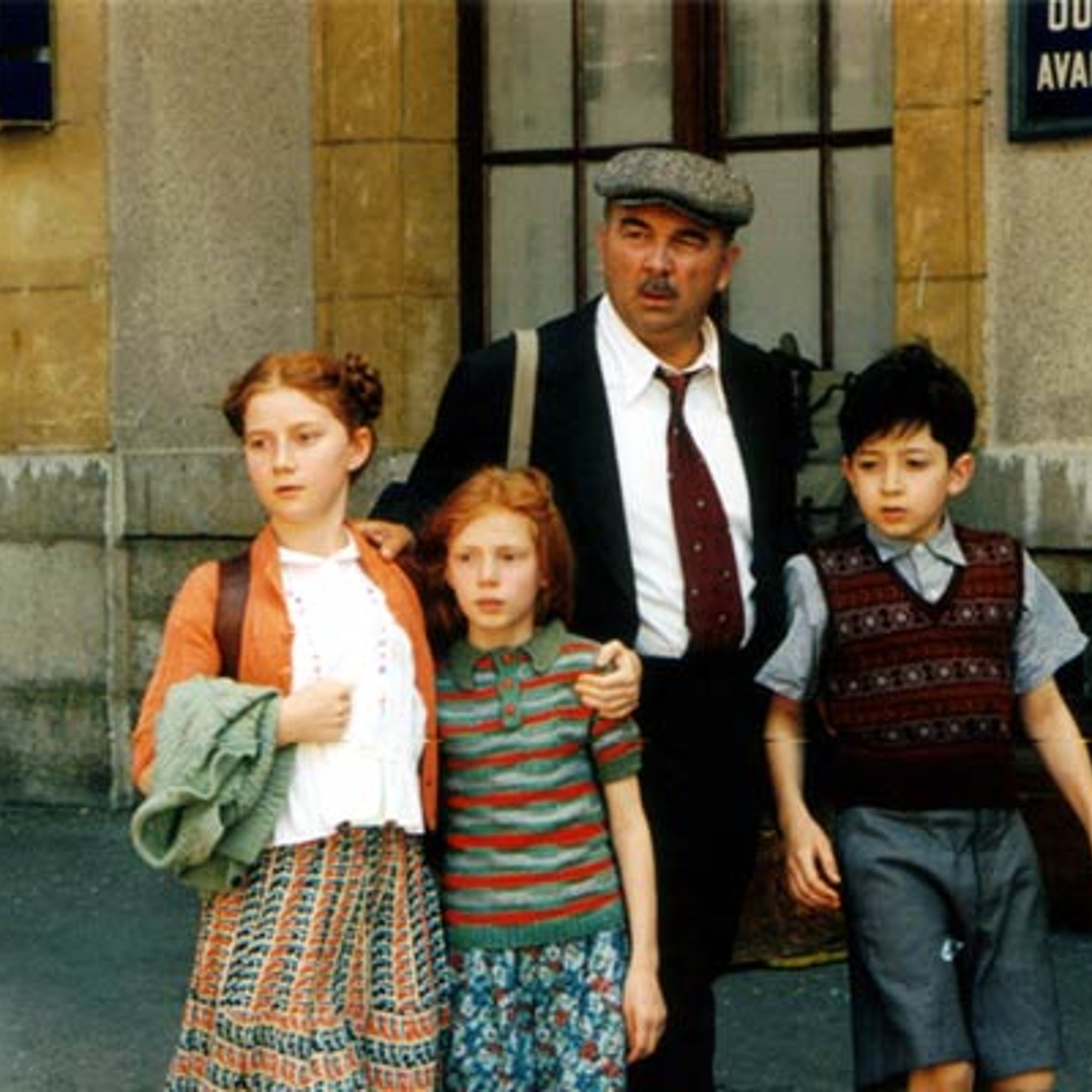 Film Avec Gerard Jugnot Et Artus Dominique Farrugia raconte "Monsieur Batignole", le film de Gérard Jugnot
