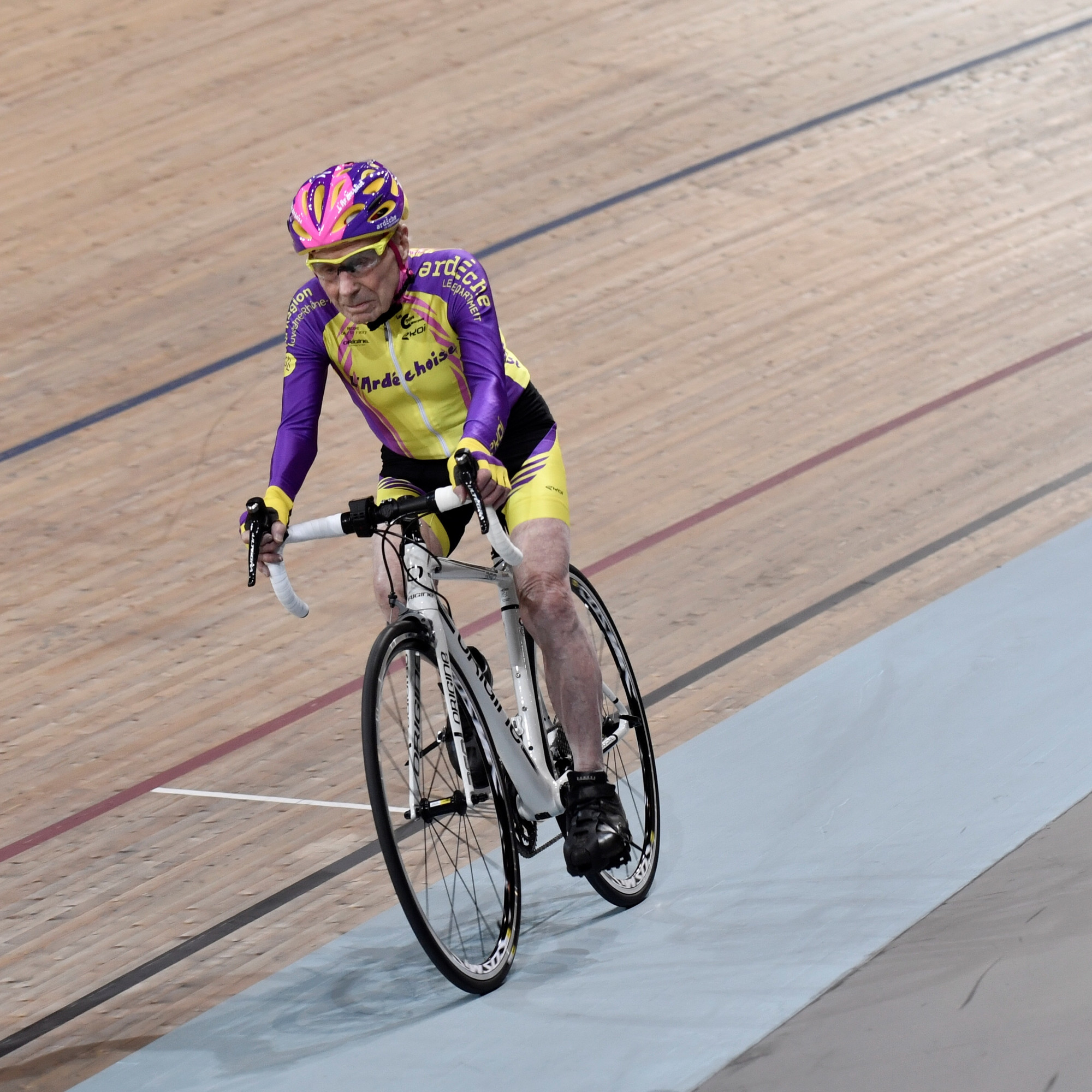 Comme Robert Marchand, ces vétérans qui battent des records sportifs