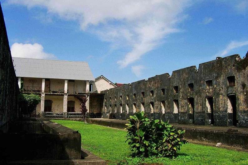 Les bagnes dans la Curiosité