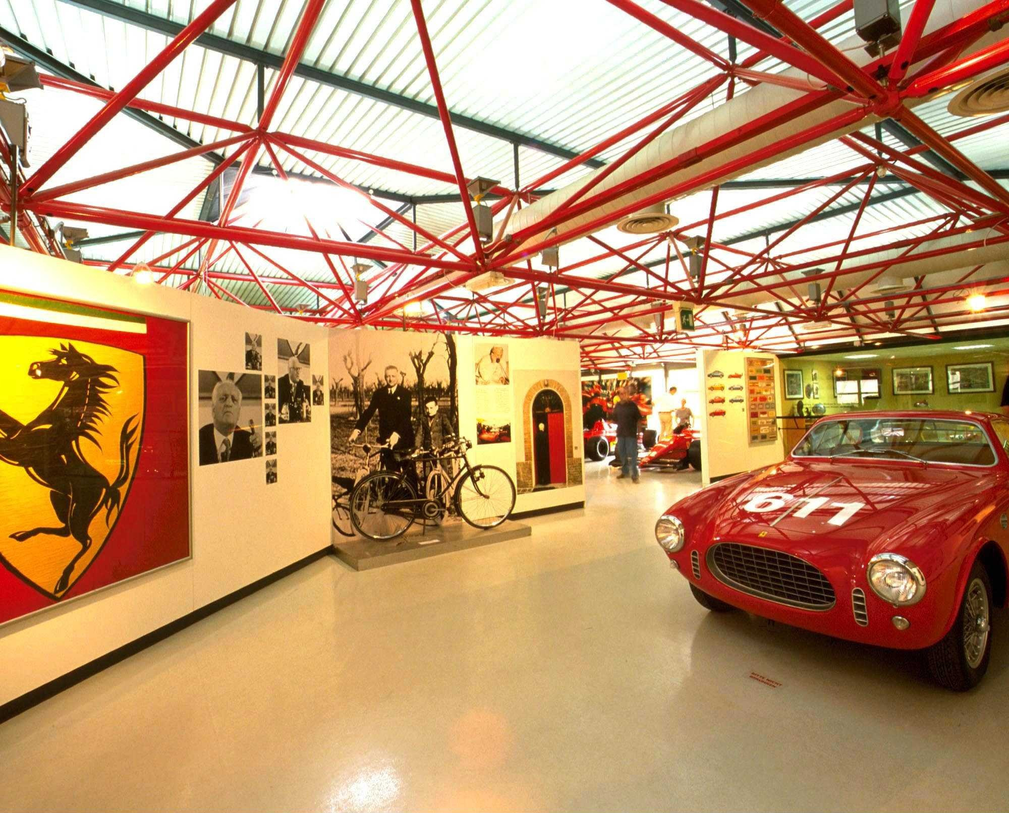 120 Ans De Renault : Les Modèles Mythiques En Images (première Partie