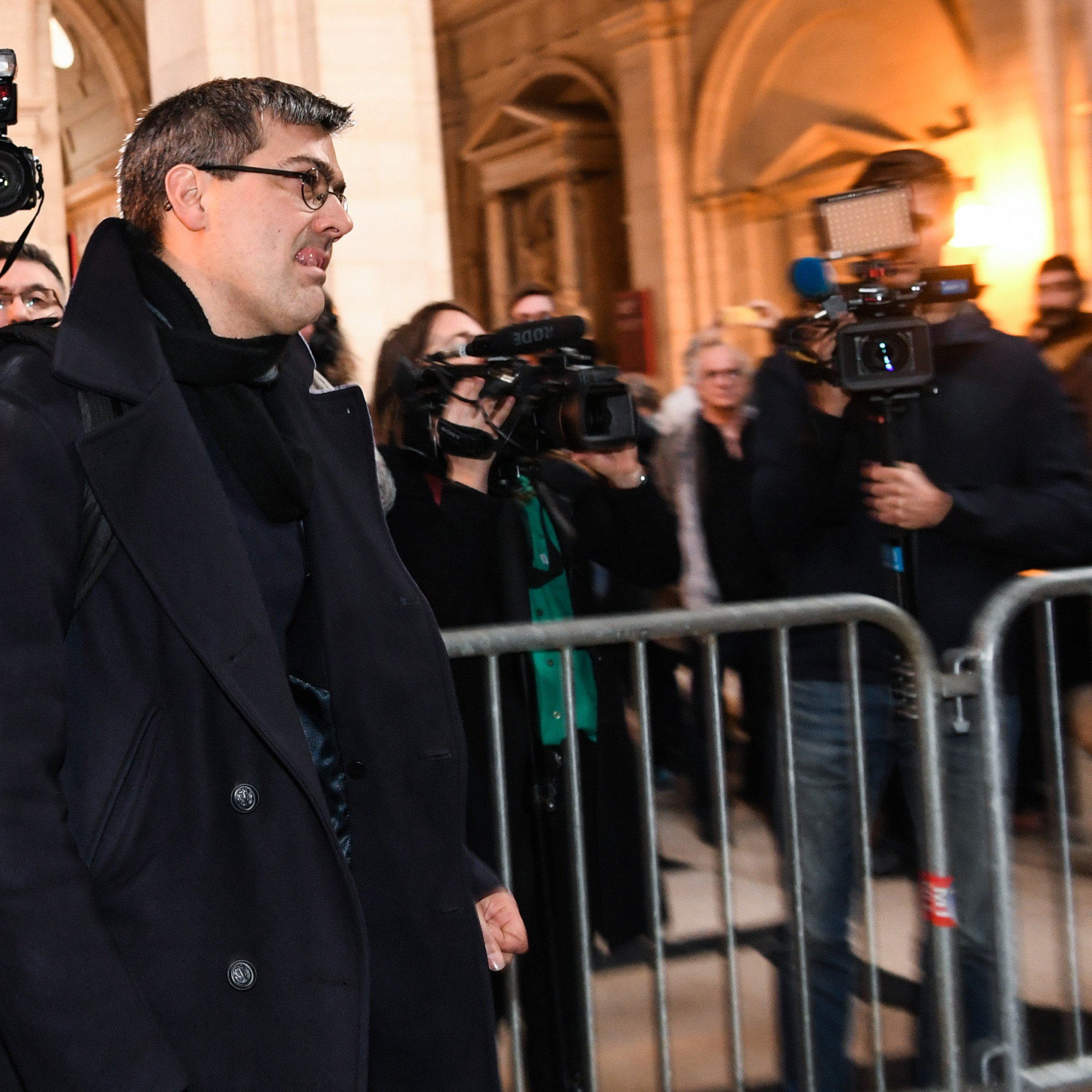 Procès Tarnac Julien Coupat et Yldune Lévy relaxés