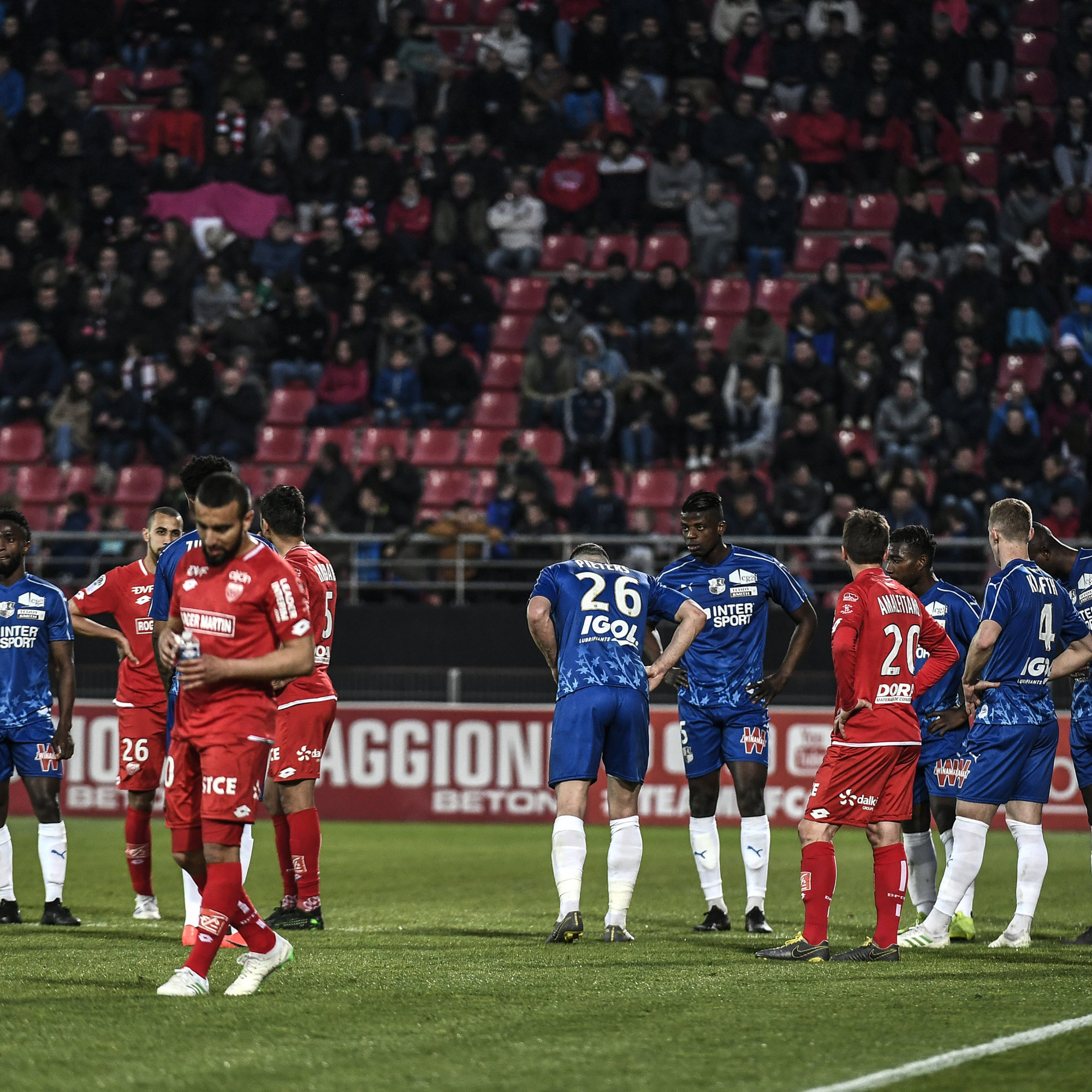 Injures Racistes Lors De Dijon Amiens Le Supporter A t Interpell 