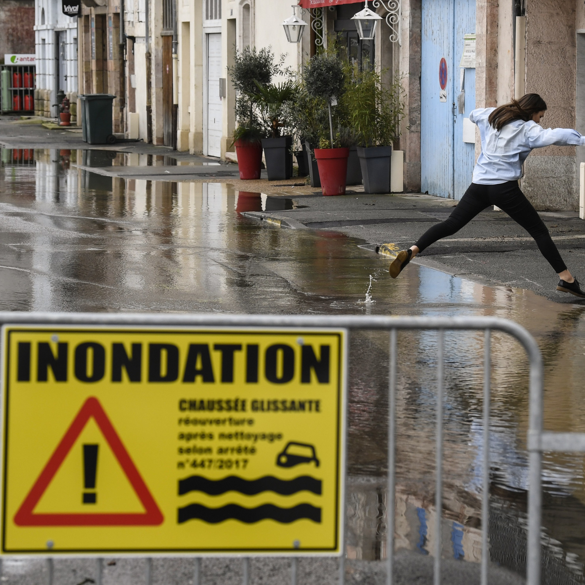 Météo France place 5 départements en vigilance orange pluie-inondation