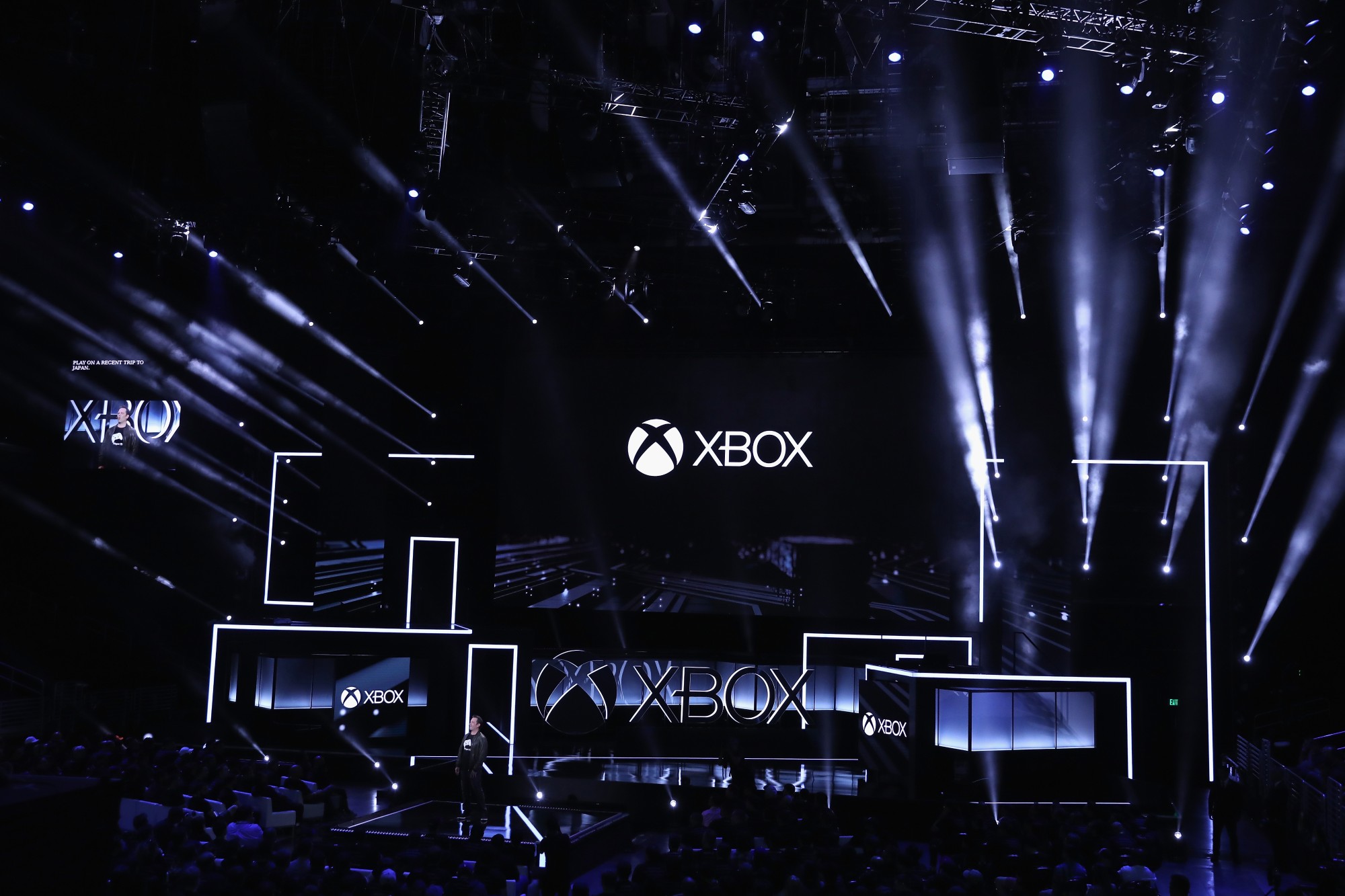 Microsoft Avec la Xbox One De l'audace « nu-metal » au minimalisme corporate