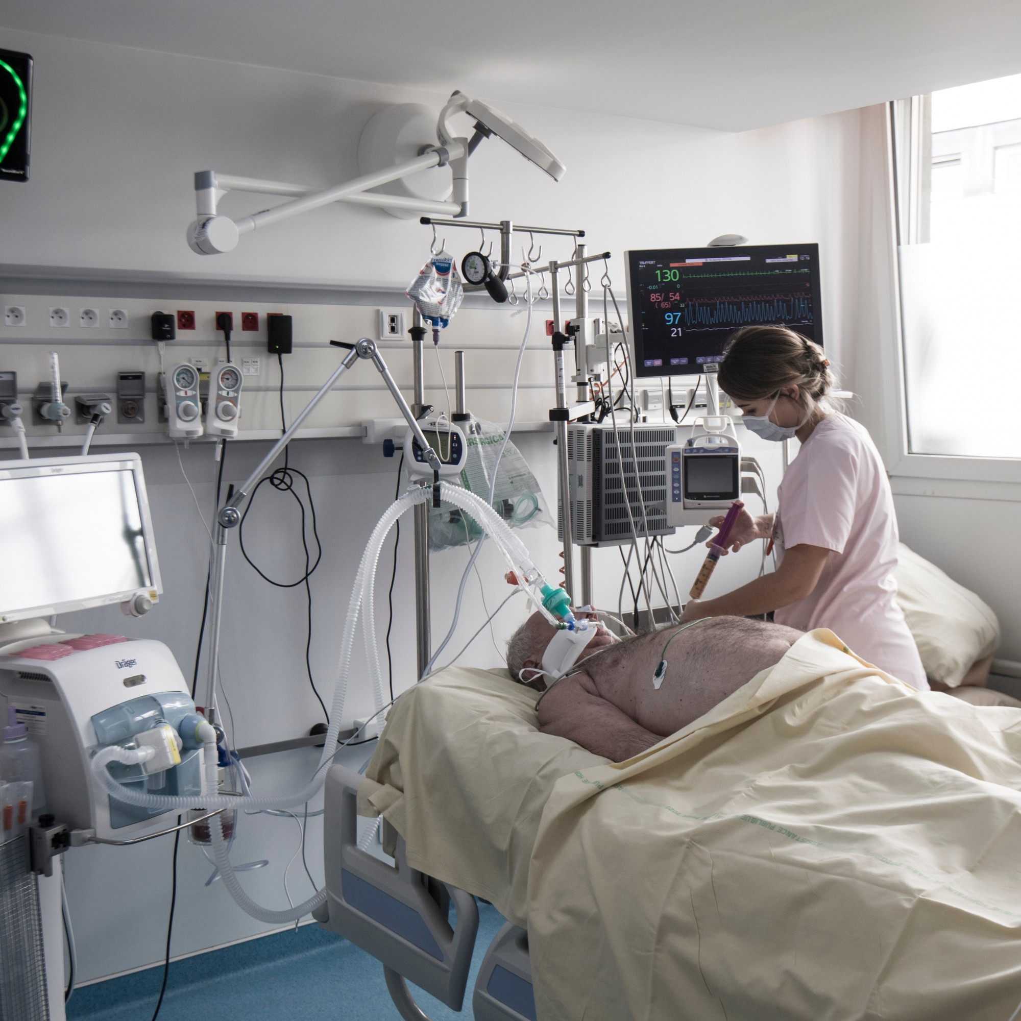 Vaccination obligatoire deux tiers des soignants suspendus désormais