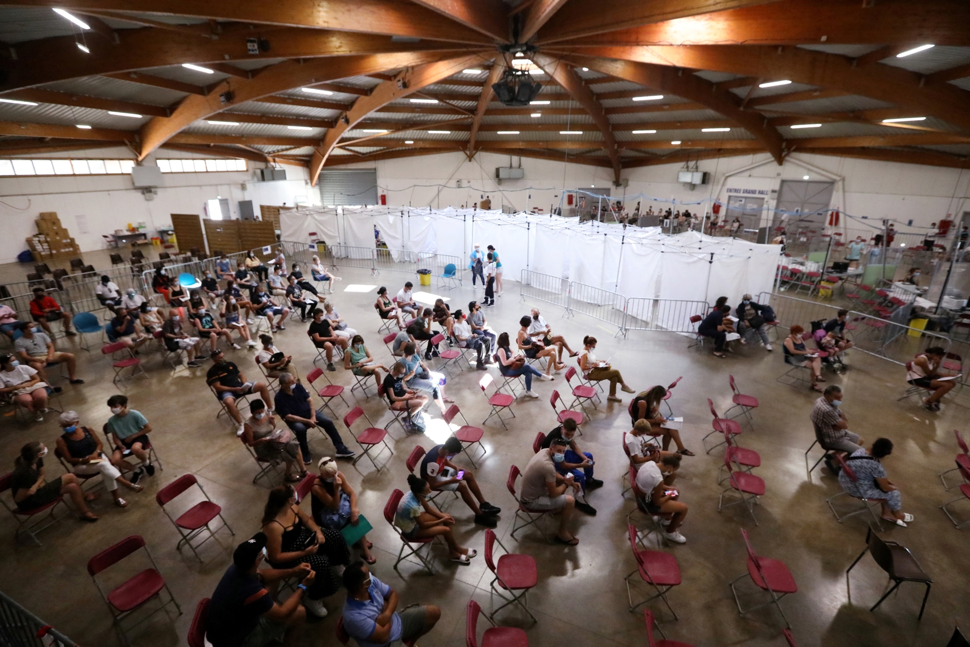Centre De Vaccination Montargis Gymnase Du Puiseaux