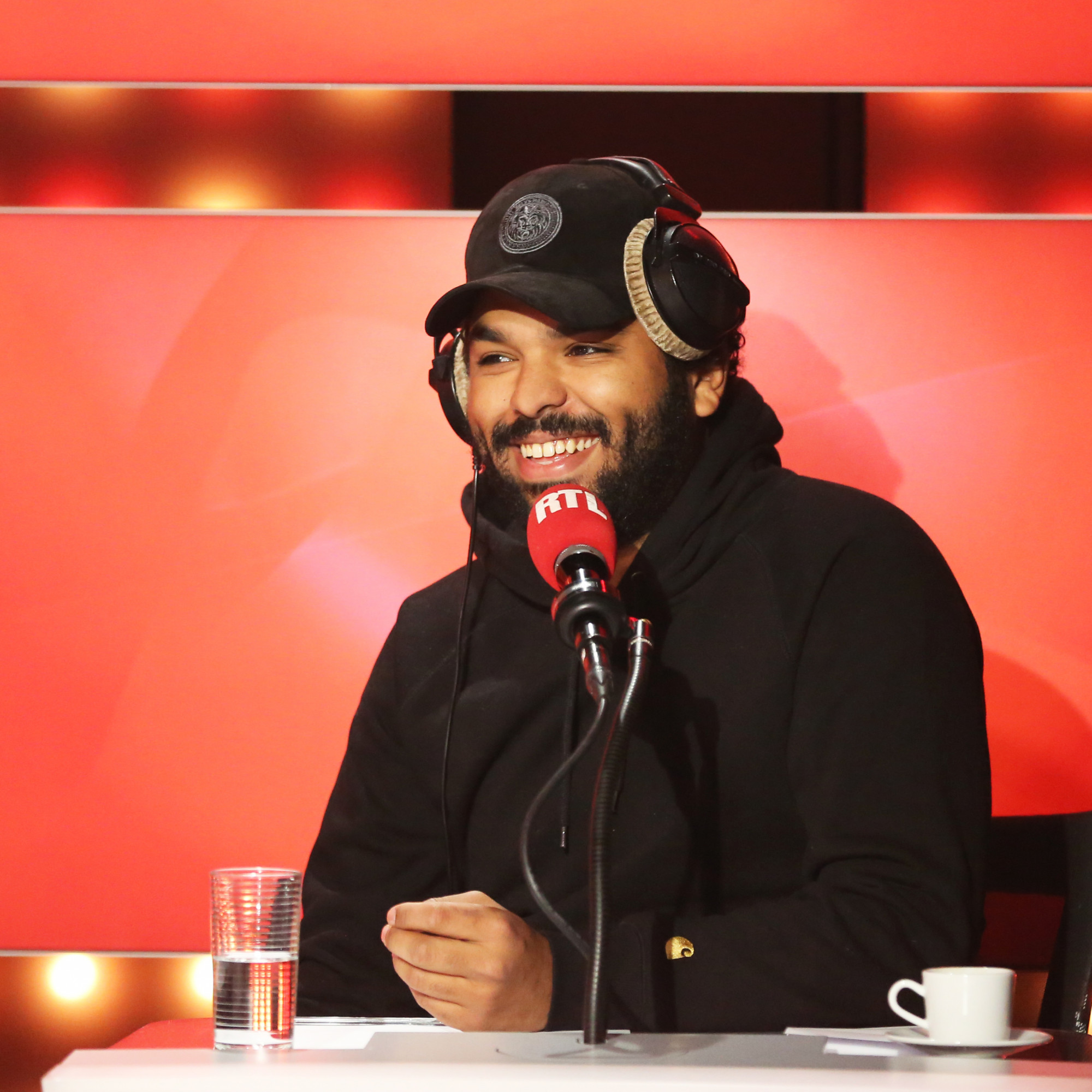 Les Grosses T tes L humoriste Az Fait Sa Premi re Dans L mission