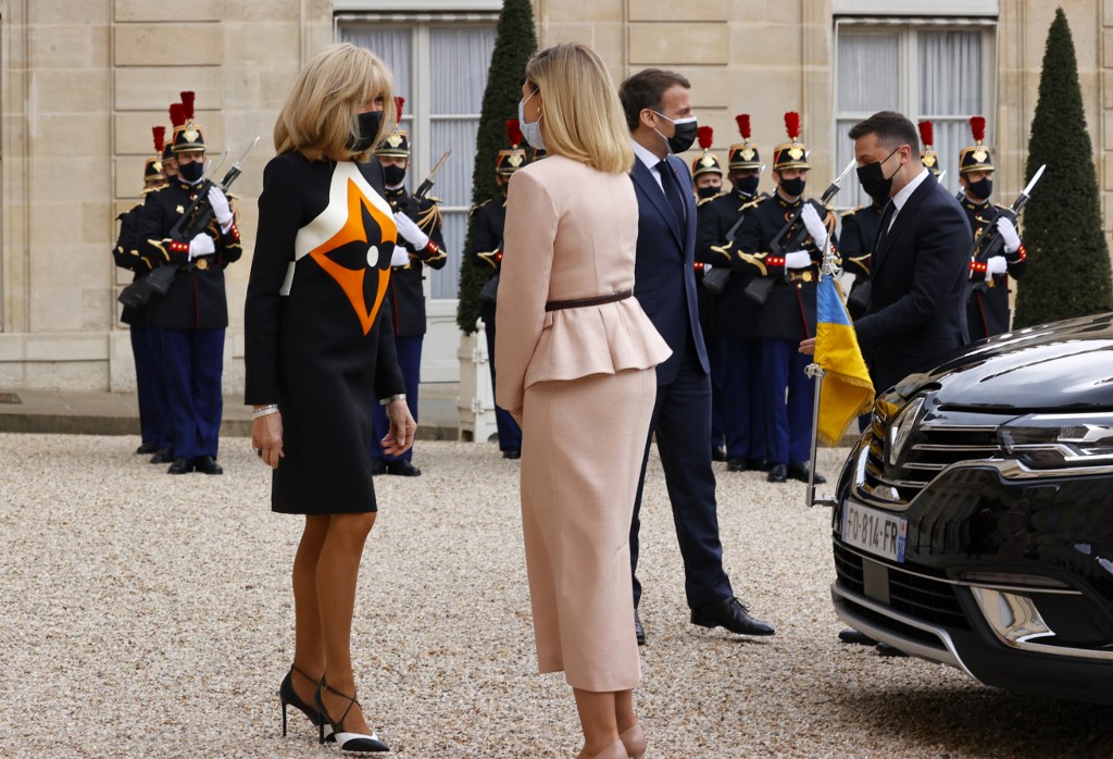 Guerre en Ukraine pourquoi Brigitte Macron reçoit Olena Zelenska, la