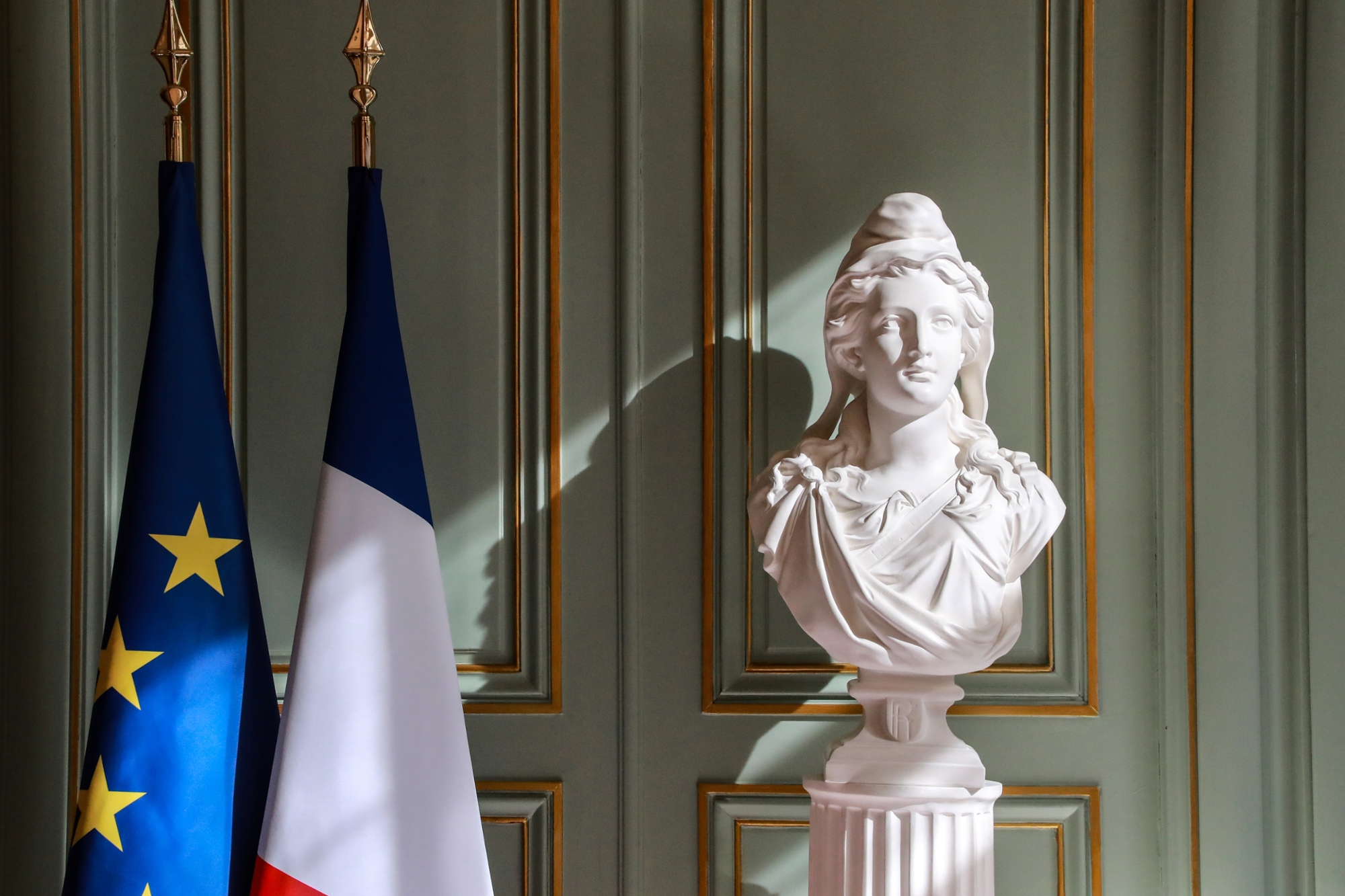 Marianne De La Revolution Francaise Page De Garde Pourquoi la Marianne, symbole de la République, porte-t-elle ce prénom