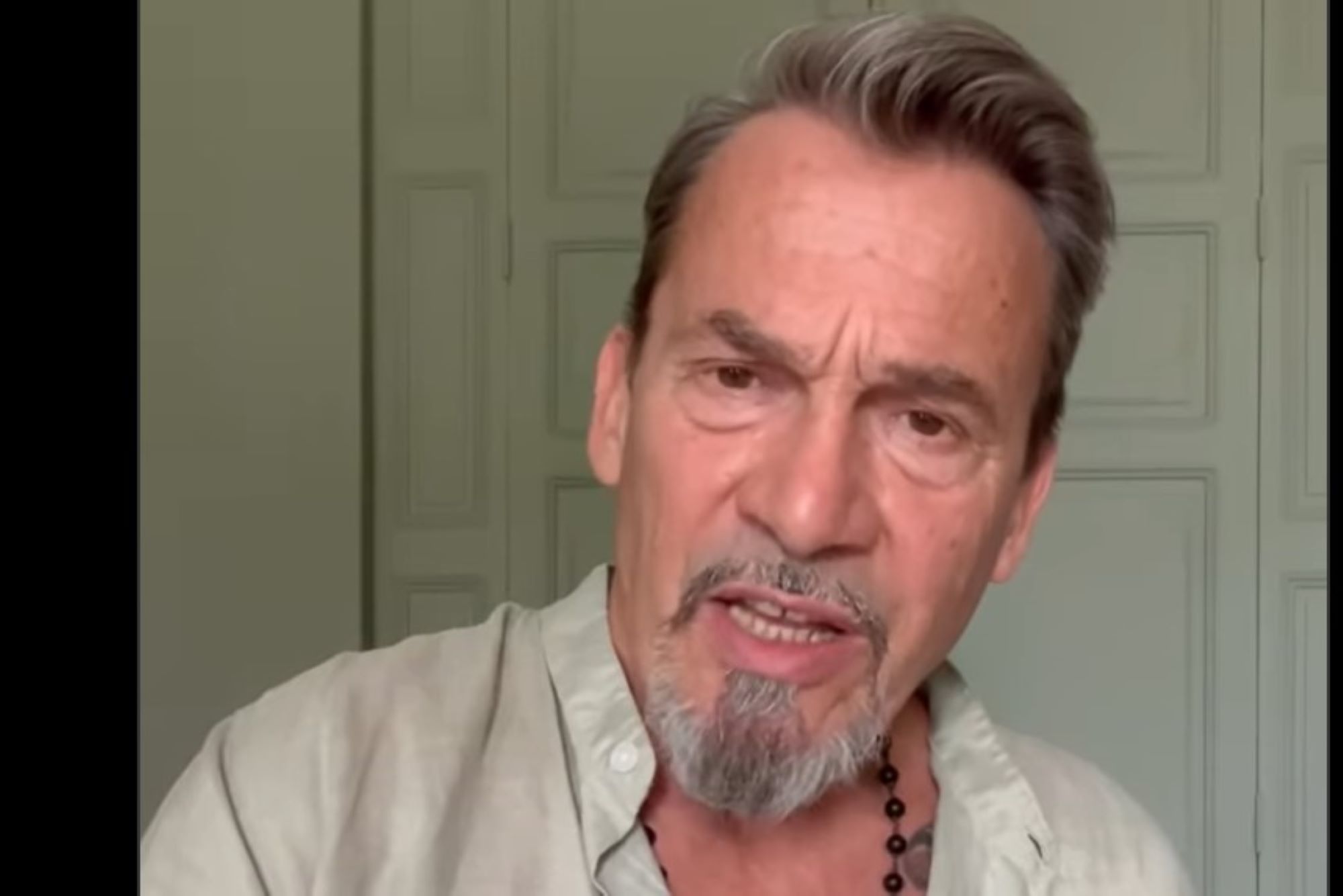 Florent Pagny donne de ses nouvelles et met en garde contre les escrocs sur  internet