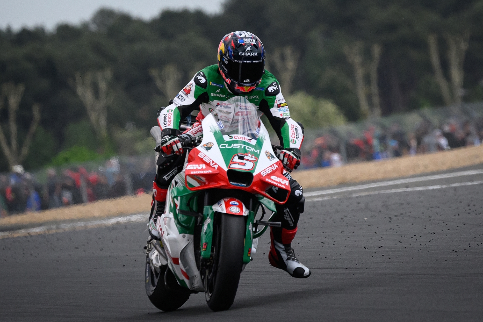 MotoGP : le Français Johann Zarco remporte le Grand Prix de France au ...