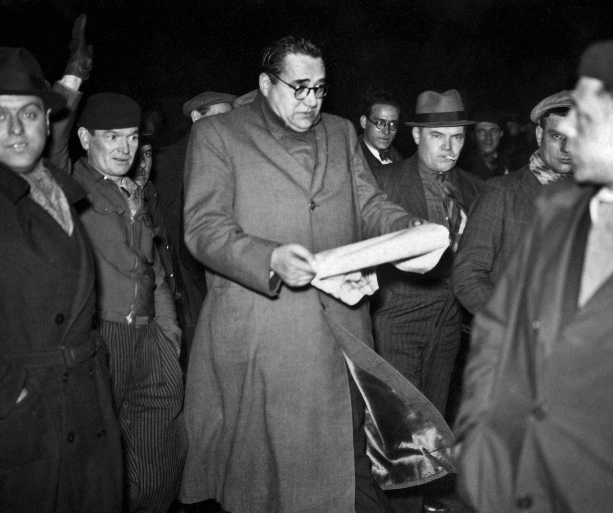 격렬한 성적 체험 짜릿한 흥분의 순간