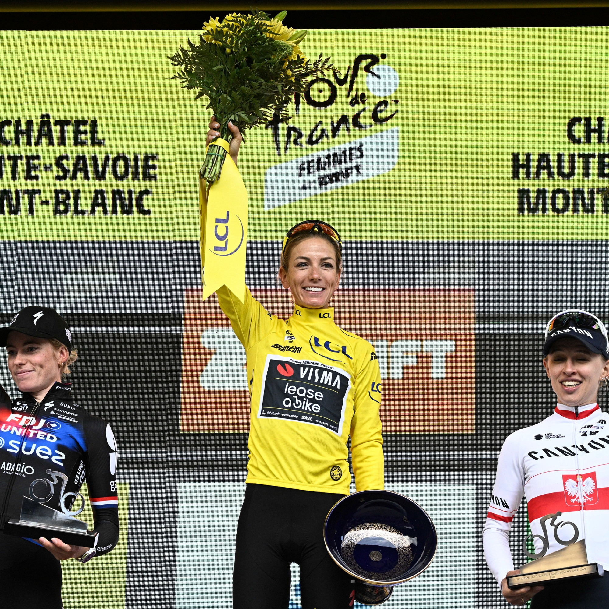 Pauline Ferrand-Prévot seizes yellow jersey atop the Col de la