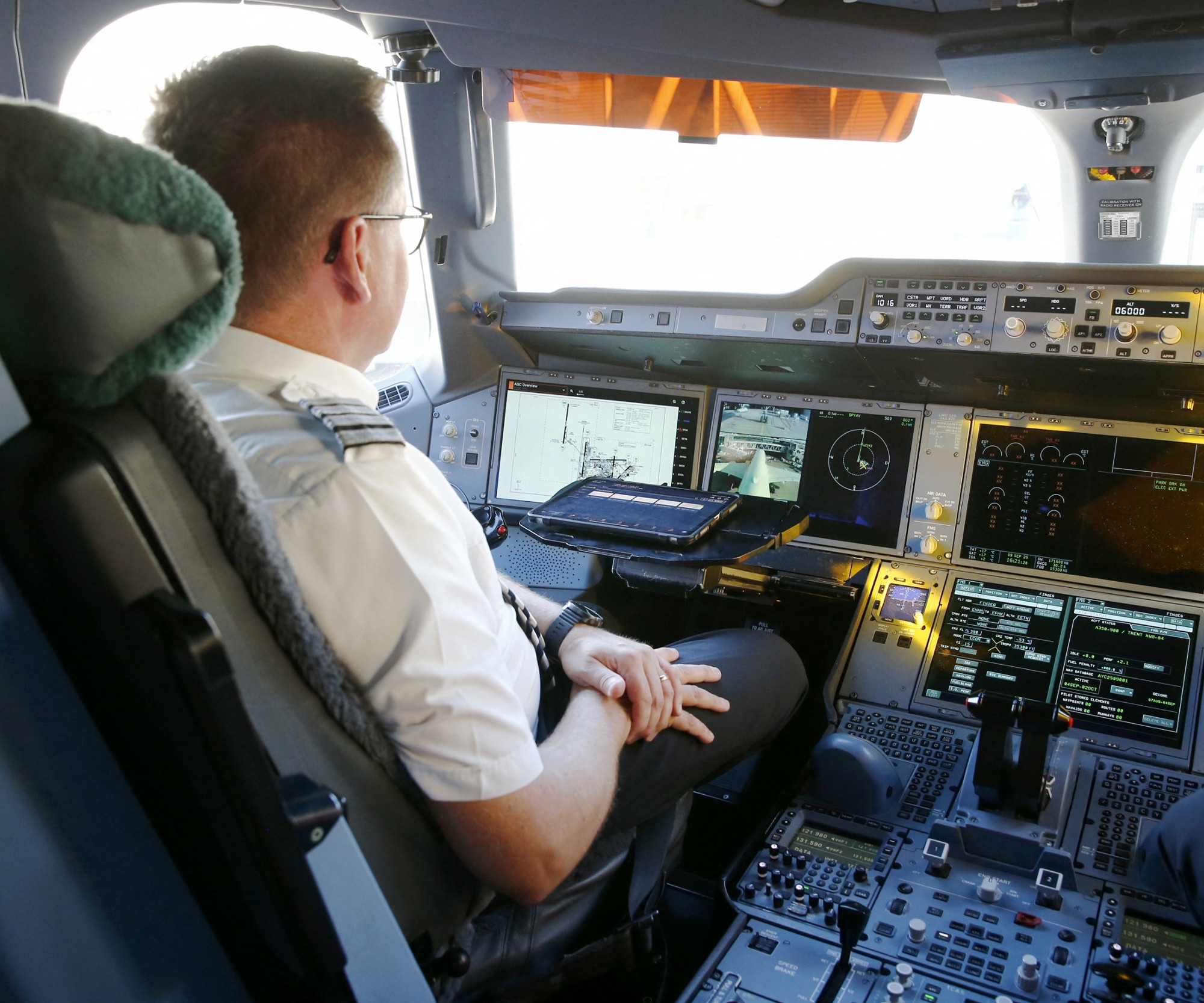 Un "faux pilote" d'Airbus A320 aurait fait voyager des centaines de  passagers à travers l'Europe, sans diplôme