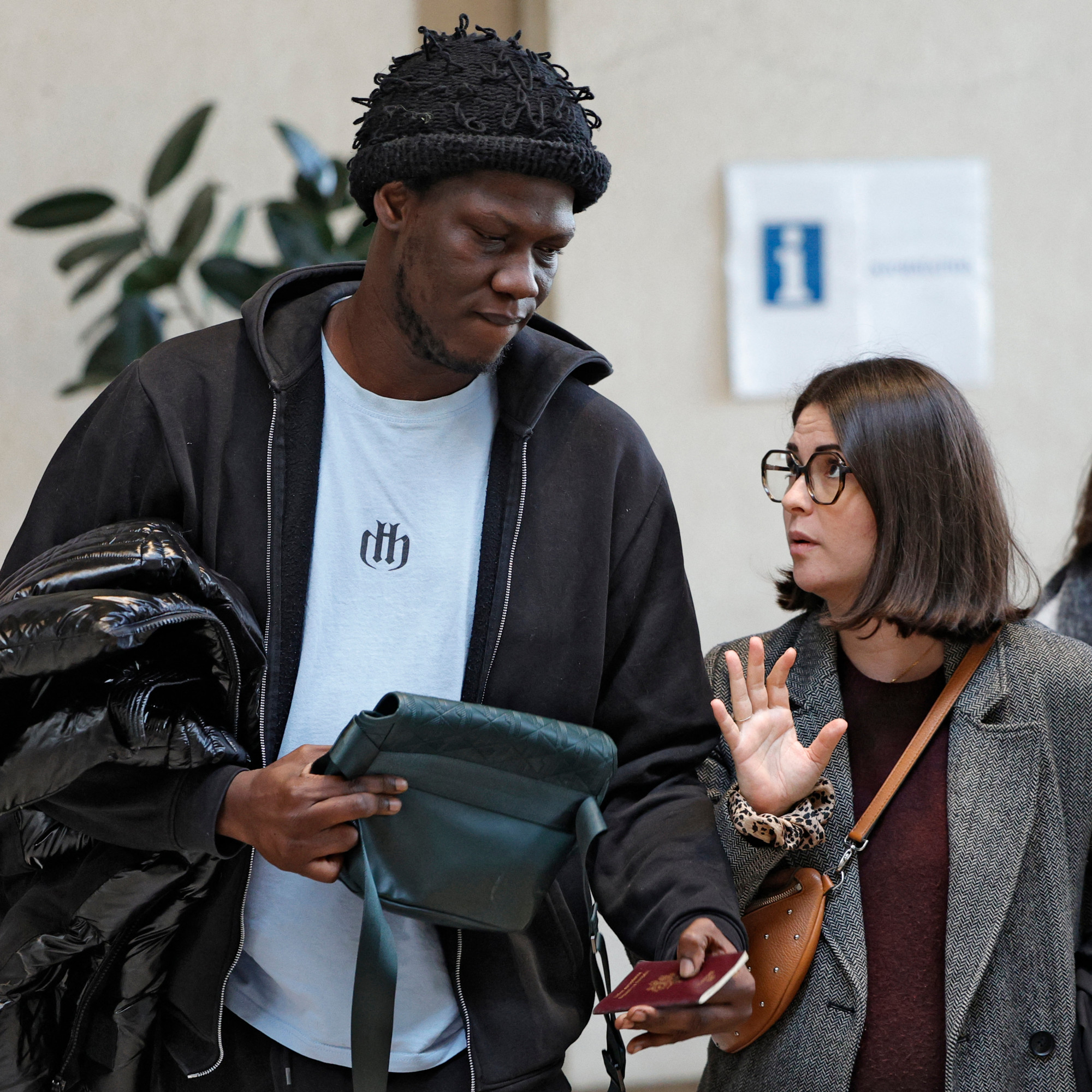 Le rappeur Doums condamné à huit mois de prison avec sursis pour ...