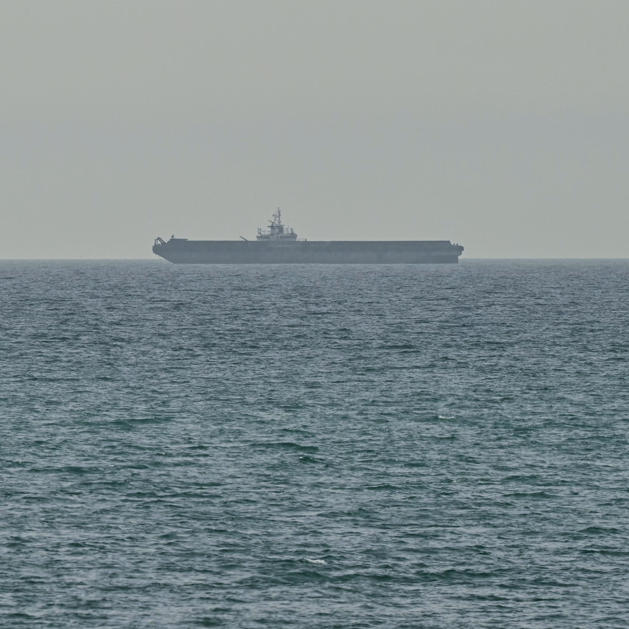 War in the Middle East: Iran claims to have fired missiles as a warning against US military ships.