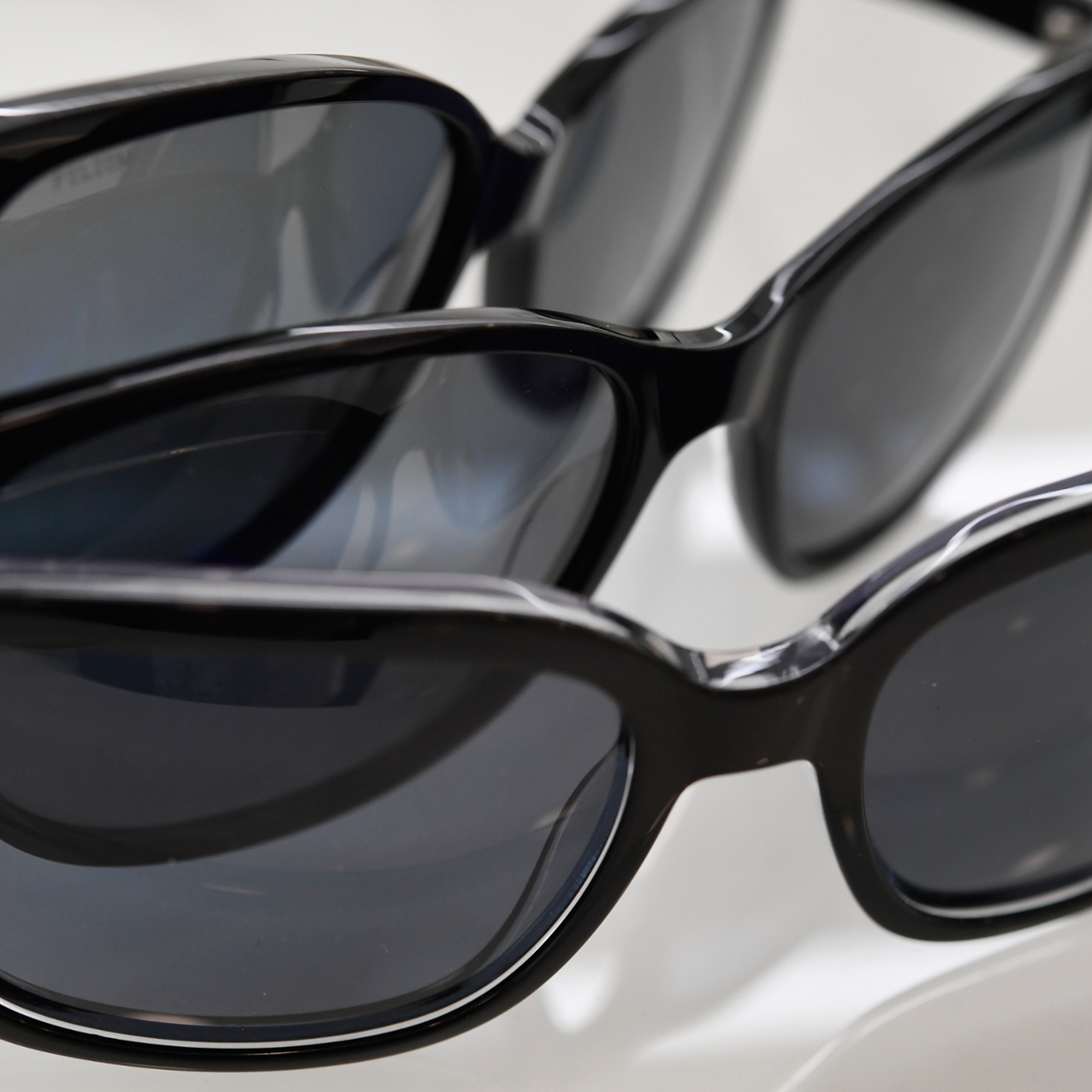 Lunettes connectées : plusieurs enquêtes ouvertes en France après des plaintes de femmes filmées à leur insu dans la rue
