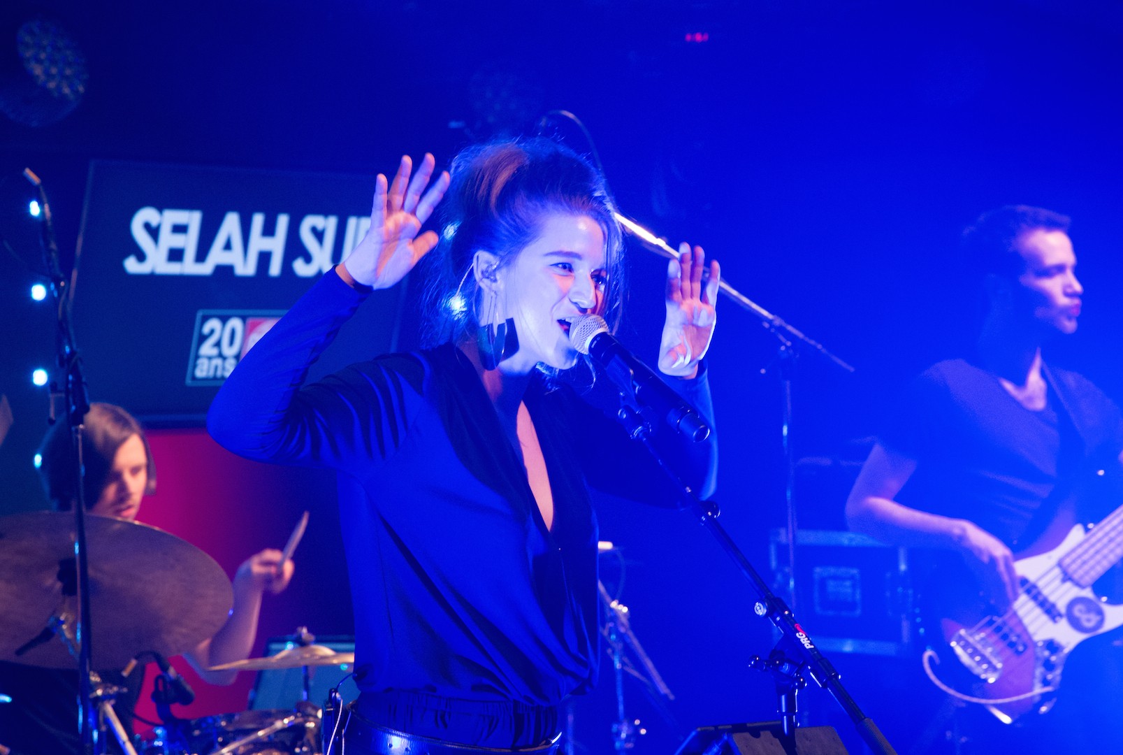 Selah Sue interprète 3 titres en Concert Très Très Privé RTL2