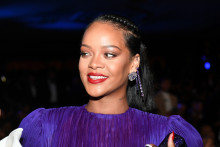 Rihanna assiste au 51ème NAACP Image Awards